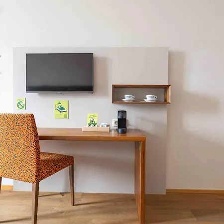 Eee Hotel Perg